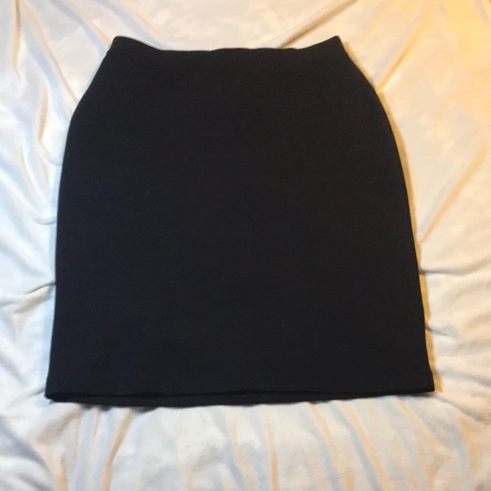 Black pencil skirt